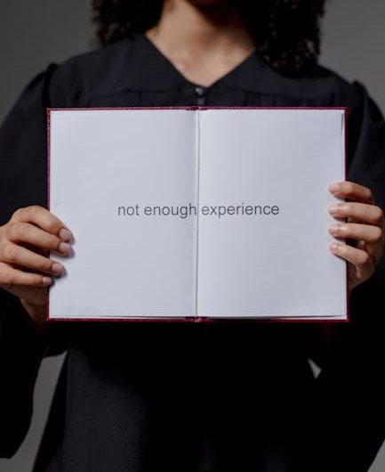 Как надежно купить аттестат во Владивостоке